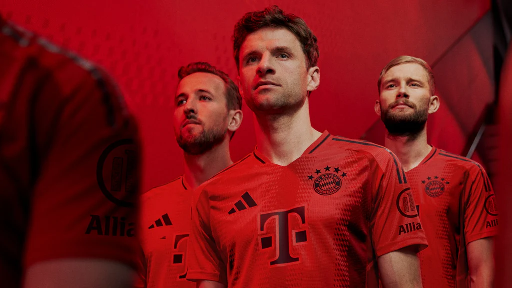 Bayern_kit_24-25_