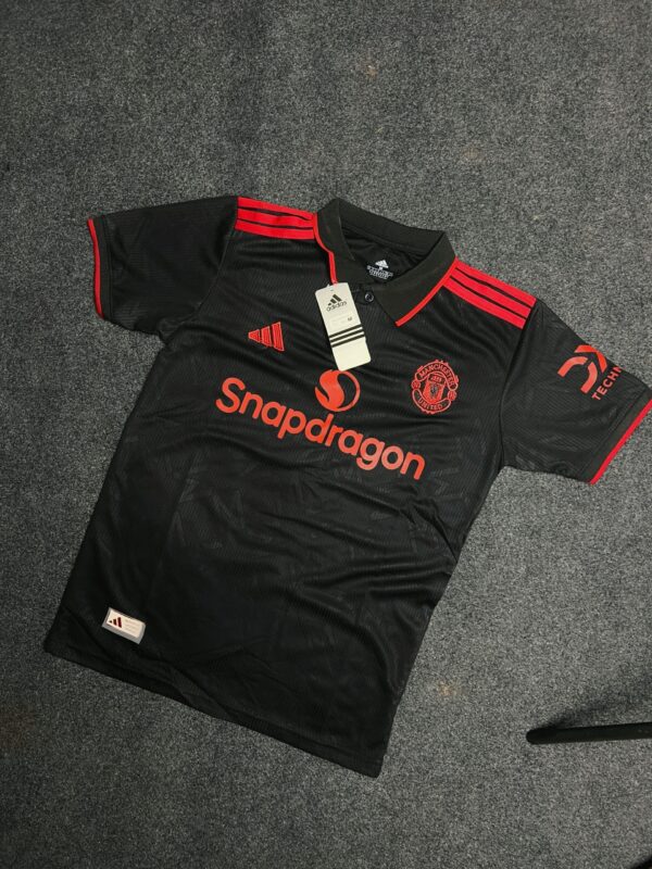 Manchester United 25/26 Jersey Black and red