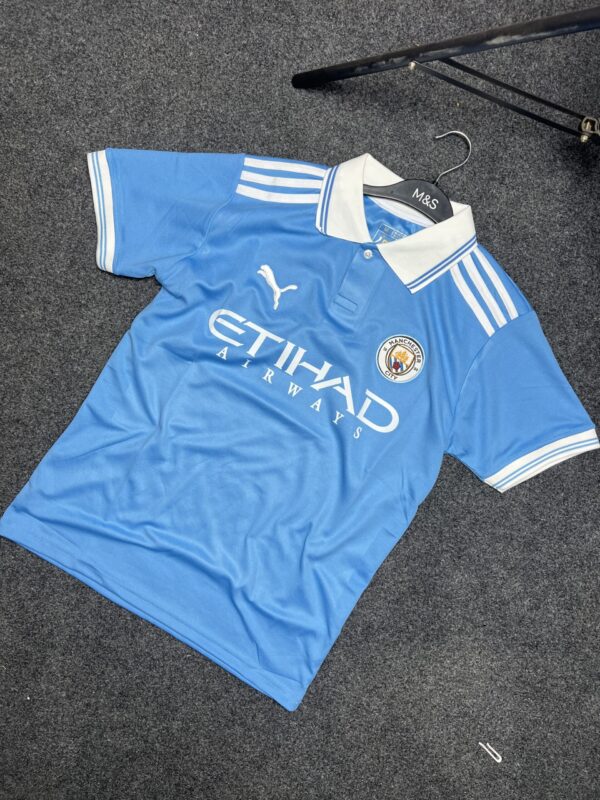 Manchester City jersey