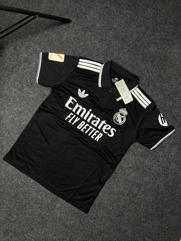 Real Madrid Concept Kit New Season 2023/24 Bd Premium Editions