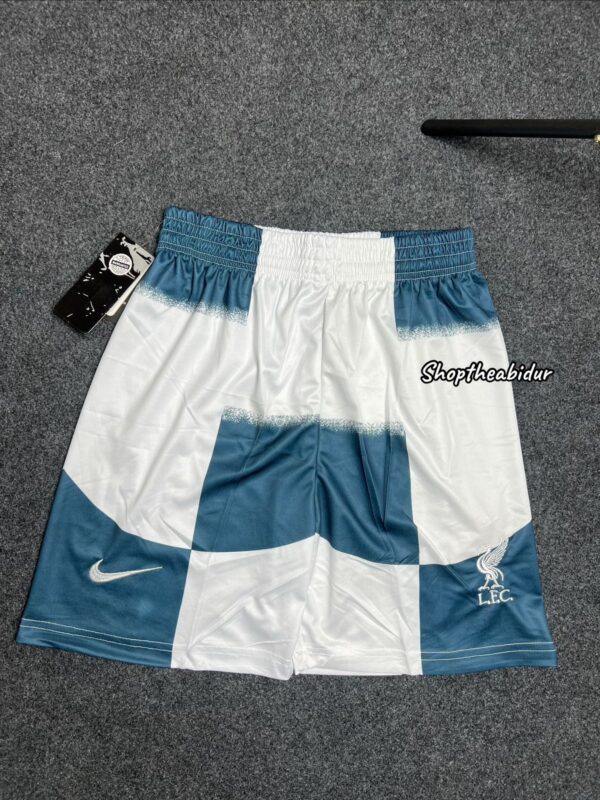 Liverpool short pant 2